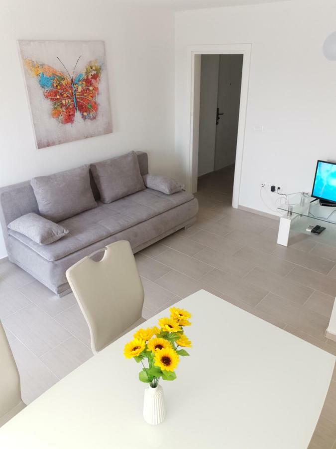 Apartments Nella Zadar Exterior photo
