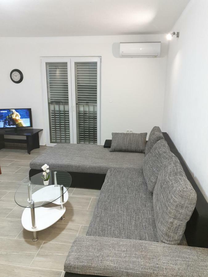 Apartments Nella Zadar Exterior photo